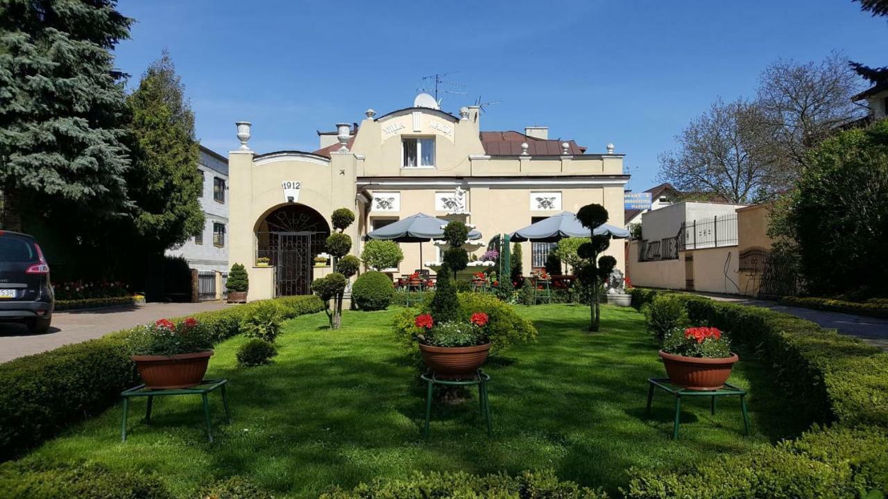 Noclegi-Pokoje Goscinne Lublin Exterior photo